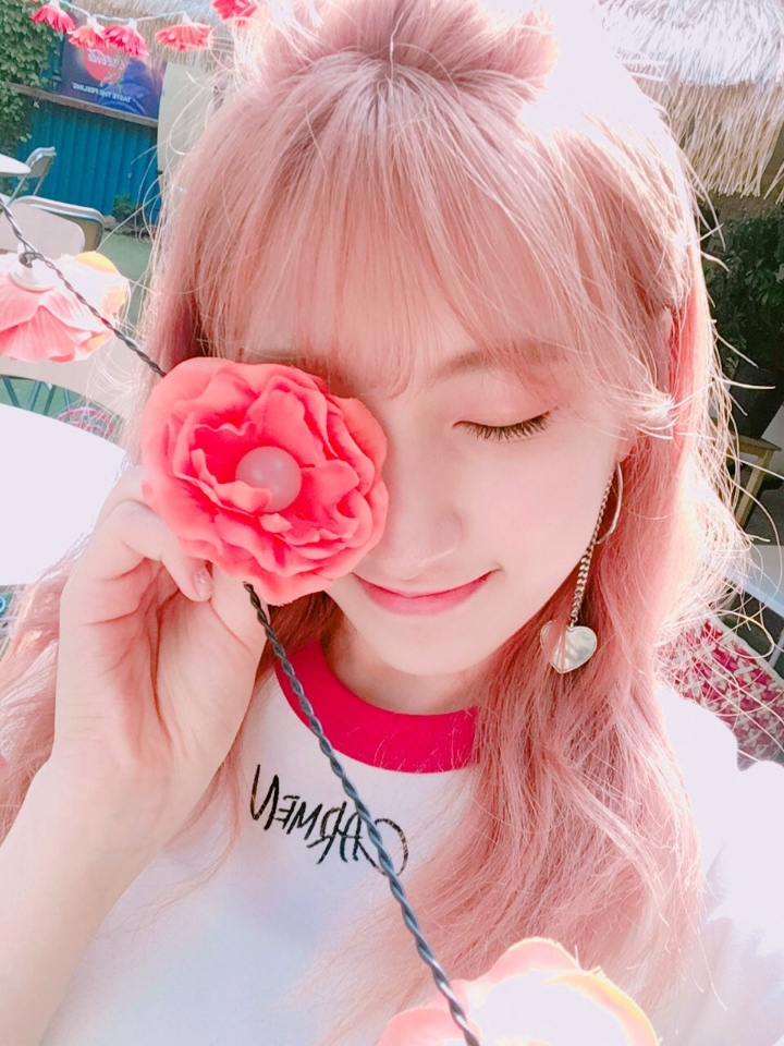 우주소녀 은서 금발 vs 흑발.jpgif | 인스티즈