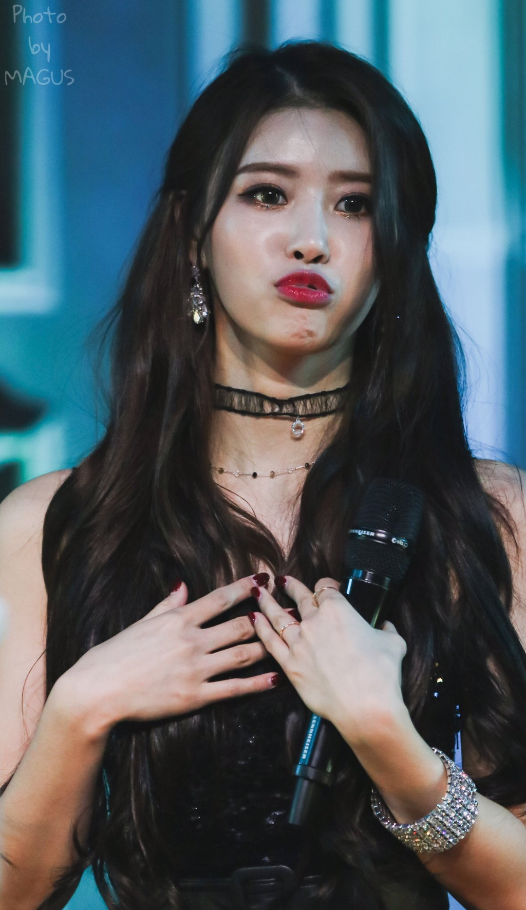 [러블리즈] 알러지성 비염이 또 찾아와서 미주 | 인스티즈