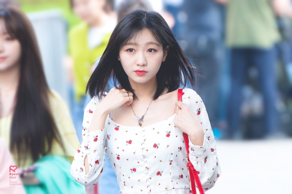 [러블리즈] 알라딘을 보고와서 수정이 | 인스티즈