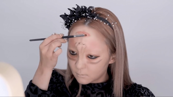 뷰티유튜버의 할로윈 메이크업.gif (공포) | 인스티즈