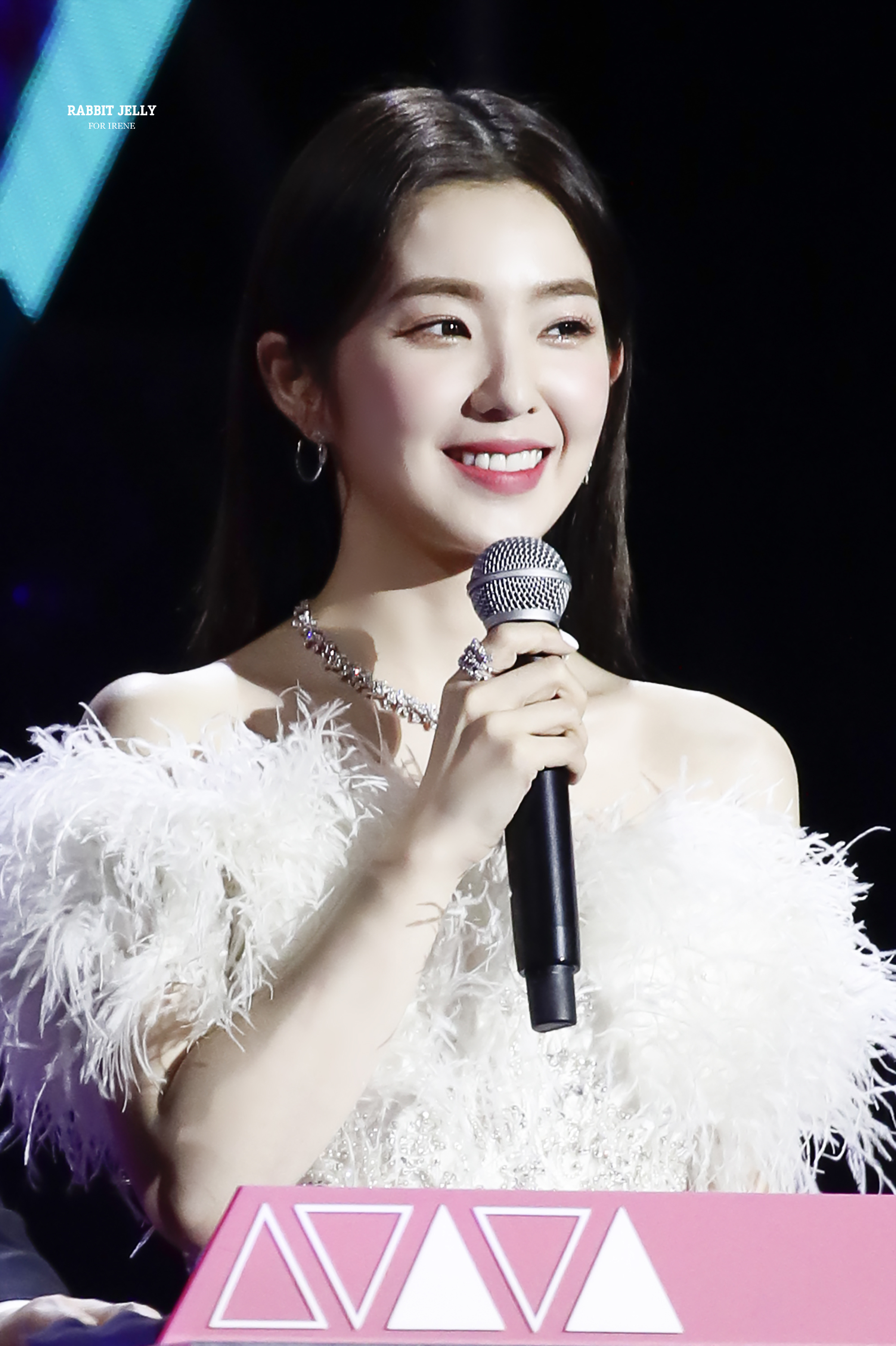 서른살치고 굉장히 이쁜 아이린.jpg | 인스티즈