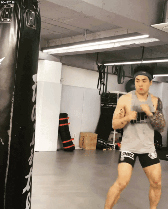 디씨에서 싸움 제일 잘하는 사람 ㄷㄷ gif | 인스티즈