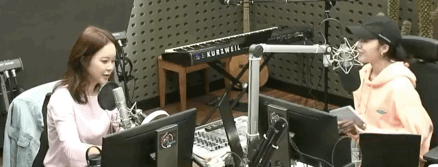 에이핑크 정은지의 가요광장에 게스트로 나온 백지영.jpgif | 인스티즈