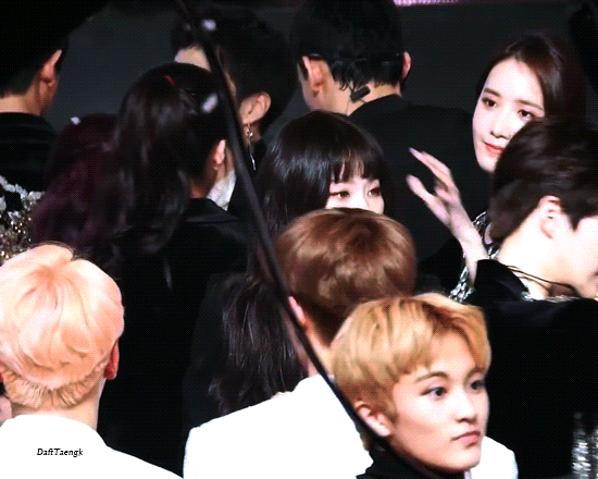 오늘 가요대전 레드벨벳 무대 시청한 윤아 그리고 슬기 대화.insta | 인스티즈