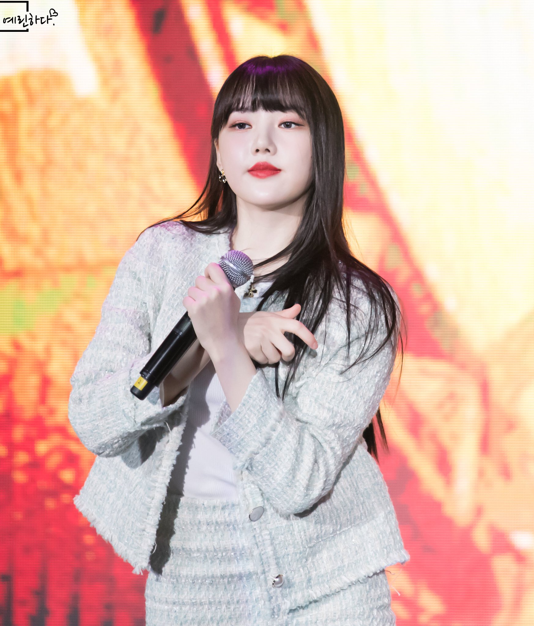 은근히 미인인 듯한 여자친구 예린이.jpgif | 인스티즈