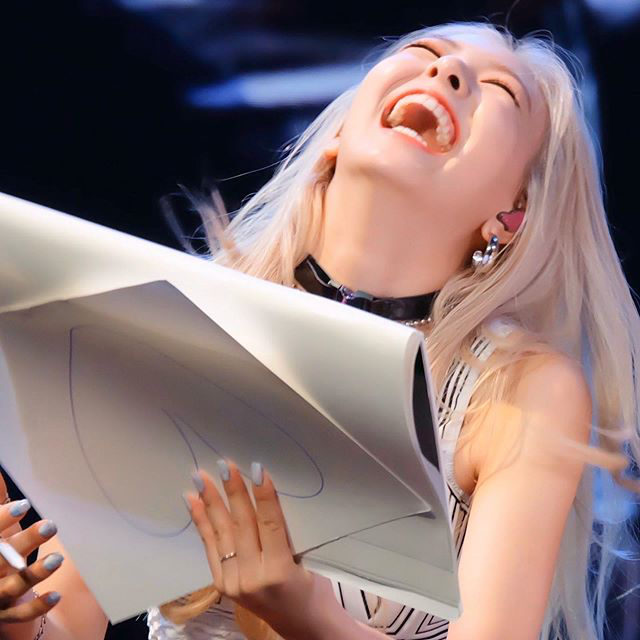 항상 신난 아이돌 | 인스티즈