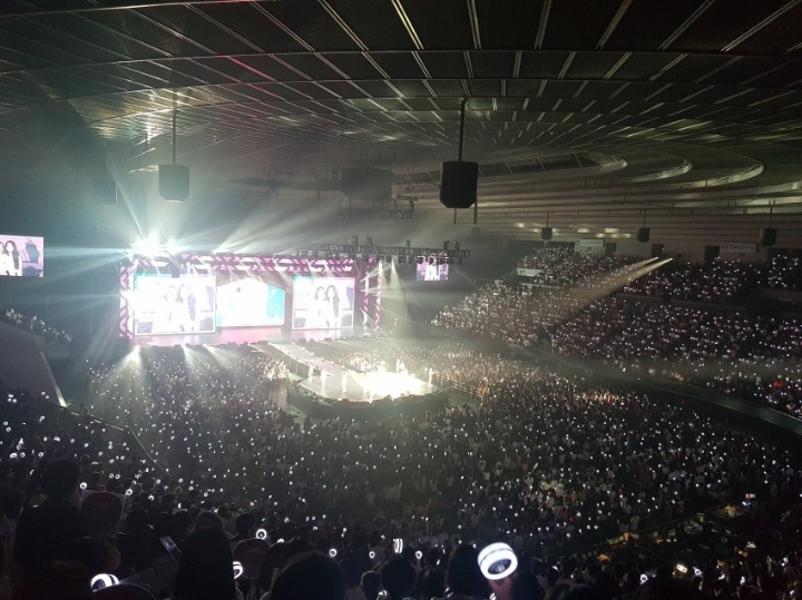 오늘자 트와이스 오사카 콘서트 관객석 모습 ㄷㄷ | 인스티즈