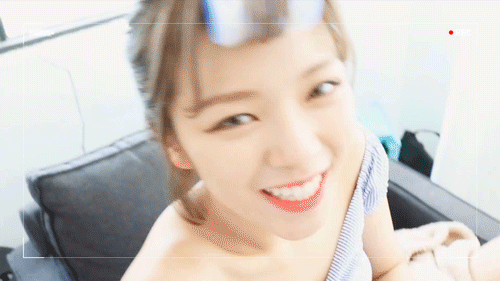 트와이스 정연이랑 눈싸움 하기 ㄷㄷㄷ | 인스티즈