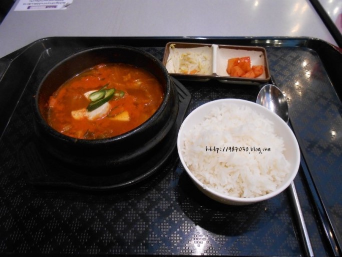 해외여행중에 한식 생각이 난다 vs 안난다 | 인스티즈