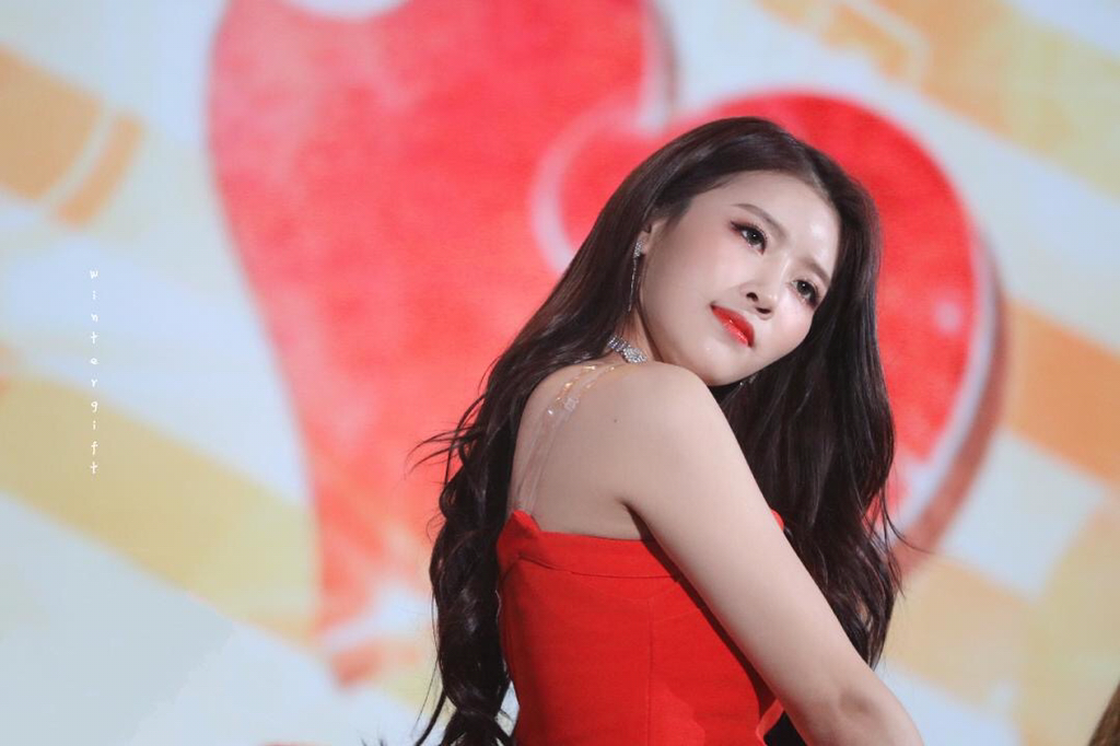 [러블리즈] 당 떨어지는 기분이라서 미주 | 인스티즈