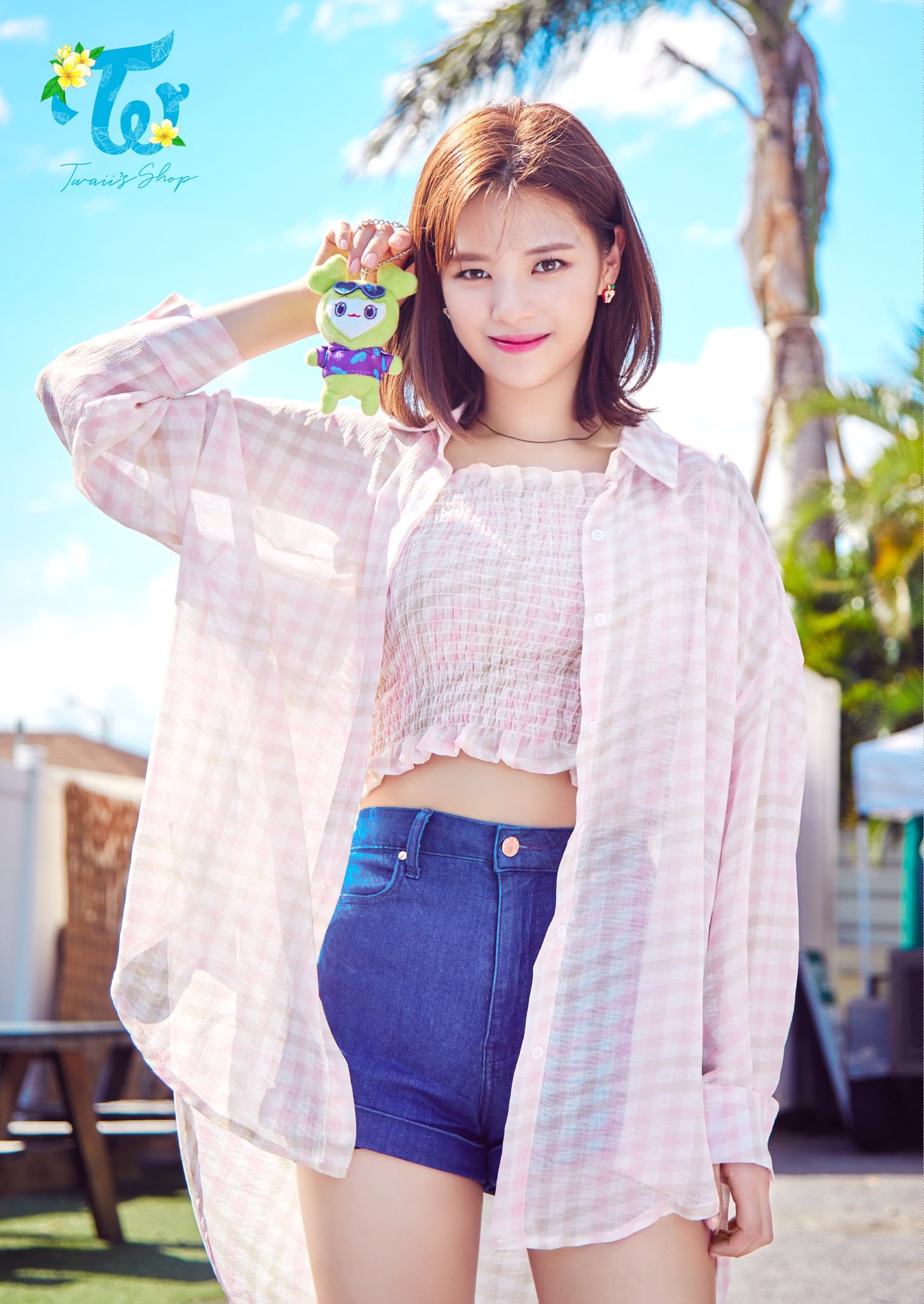 트와이스 팝업스토어 굿즈 광고하는 정모사쯔 + 9분할 | 인스티즈