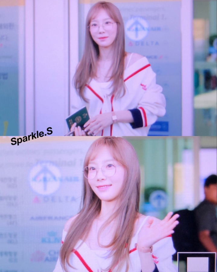 오늘자 새로운 헤어컬러로 염색하고 공항에 나타난 태연 | 인스티즈