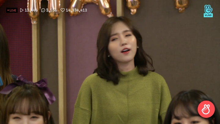 러블리즈 데뷔 4주년으로 V앱이 끝나서 캡쳐짤 | 인스티즈
