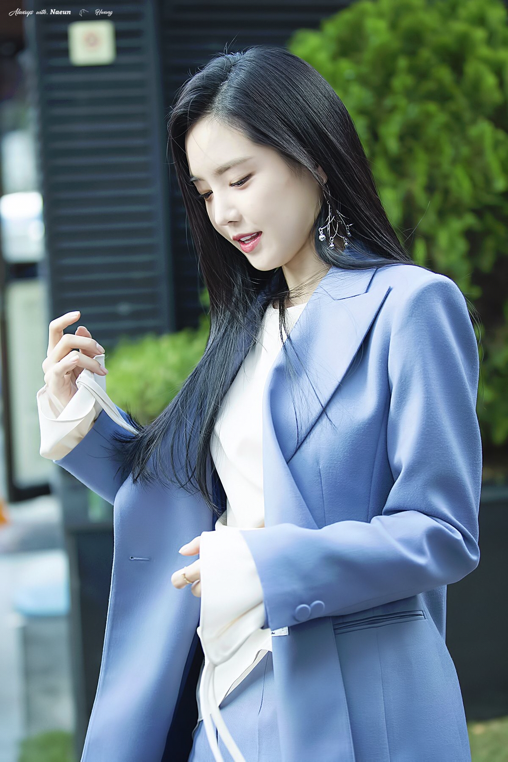 [에이핑크] 갑자기 맘스터치가 땡겨서 나은이 | 인스티즈