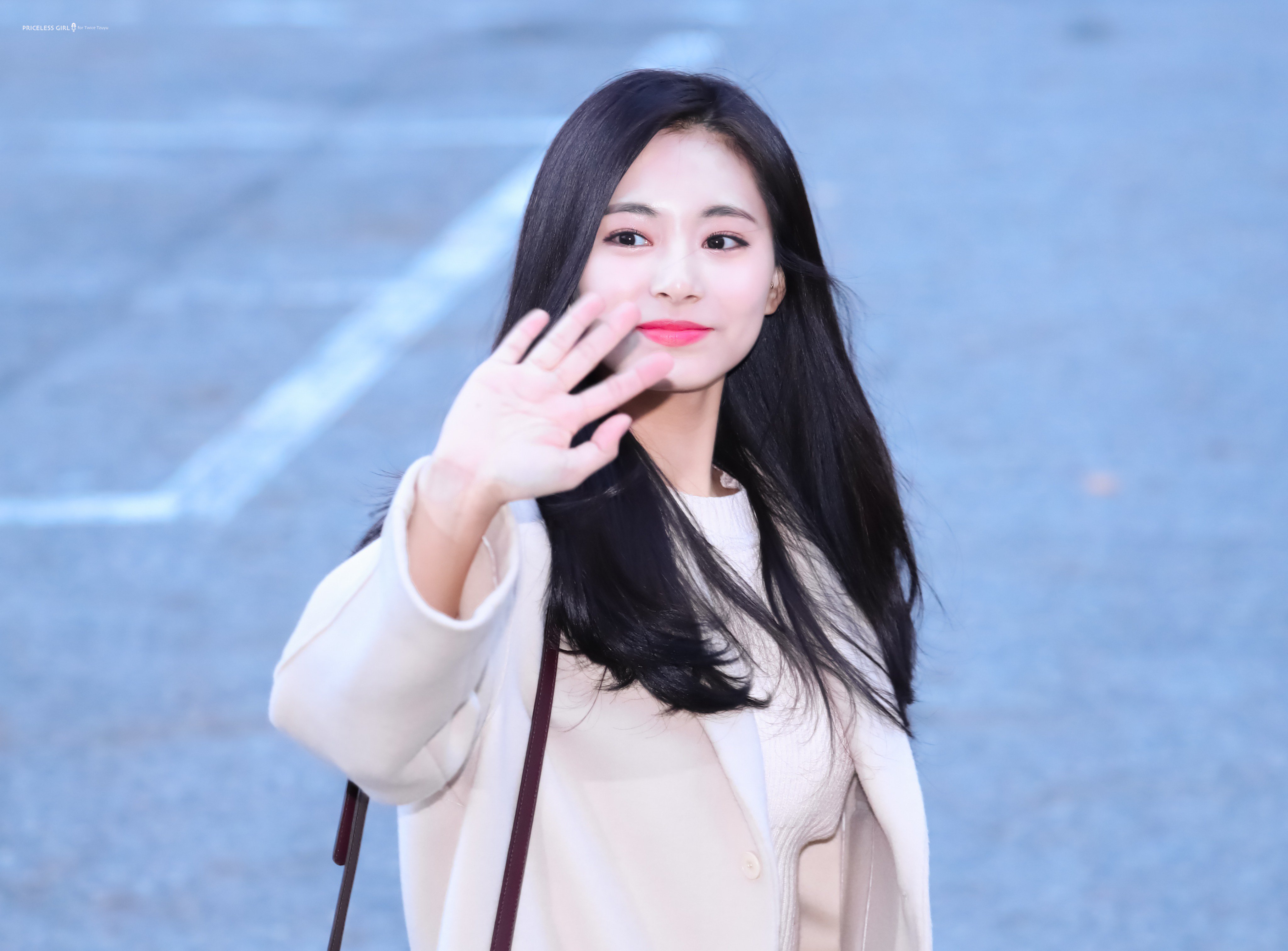 최근 트와이스 쯔뭉이 쯔위의 비주얼.jpgif | 인스티즈