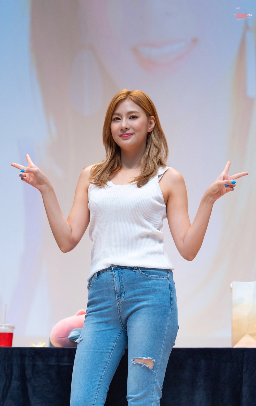 [에이핑크] 넷플릭스 멤버십 해지하고와서 하영이 | 인스티즈