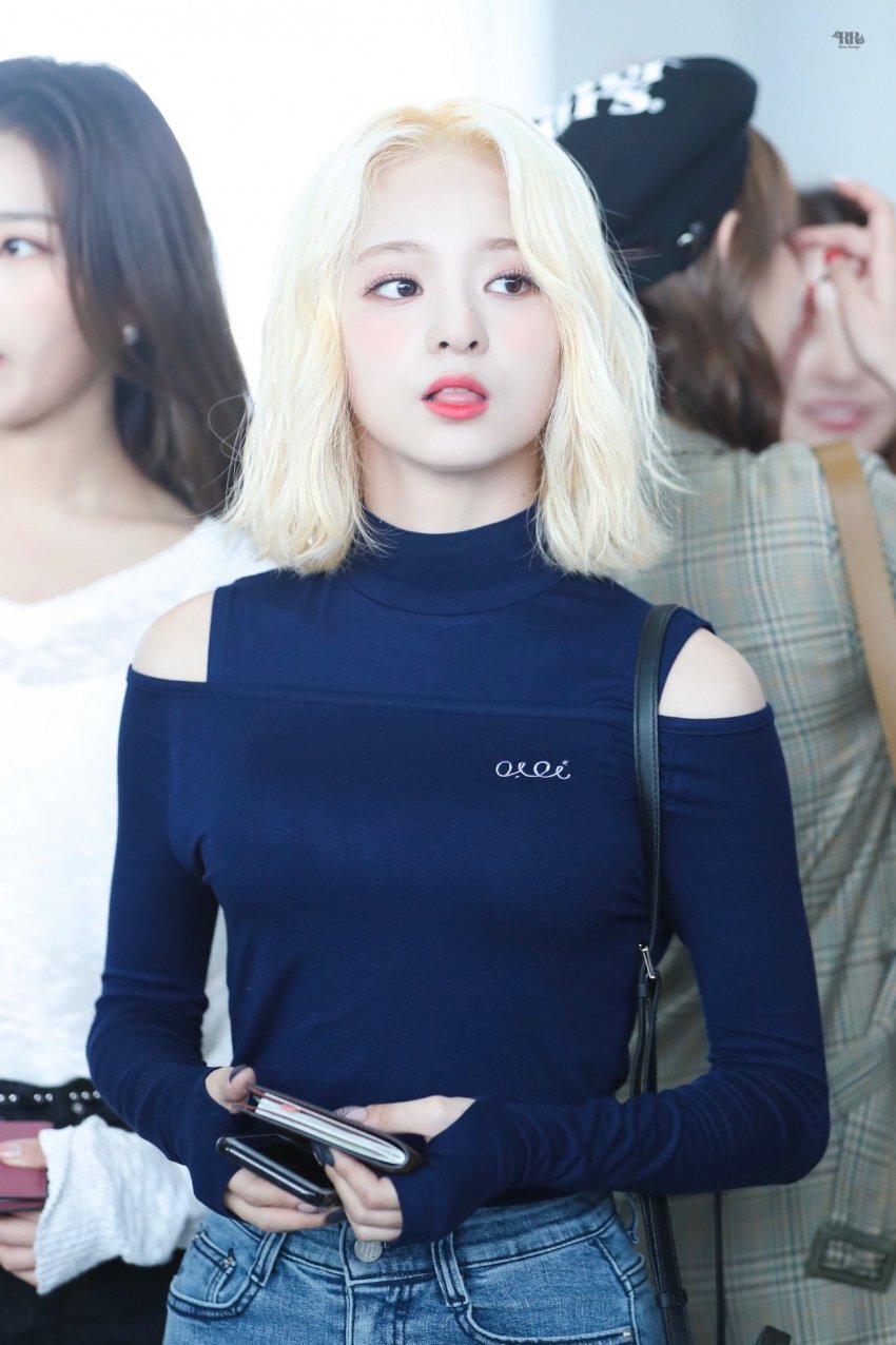 떠오르는 섹시 아이돌 이나경 | 인스티즈