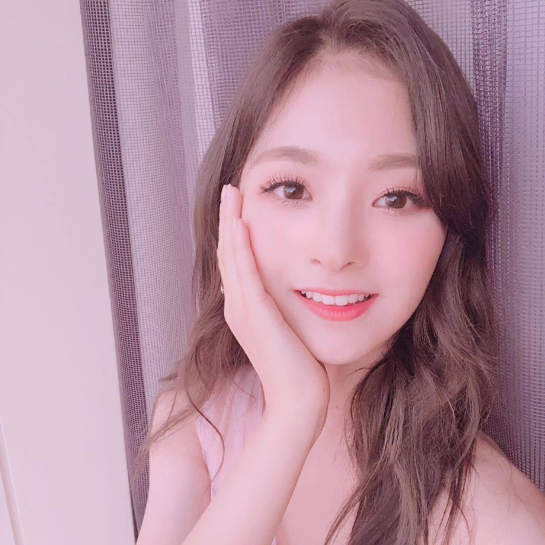 뮤뱅 대기가 길어져서 프로미스나인 이나경 | 인스티즈