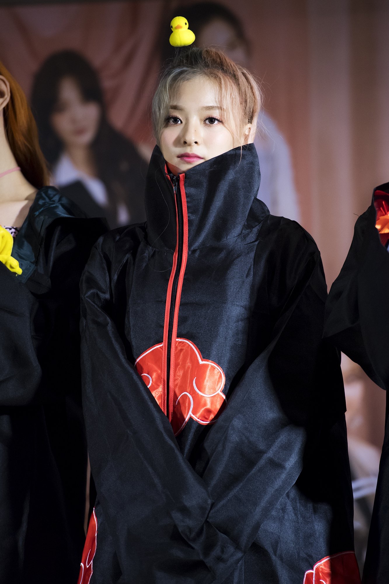 데뷔 300일기념 프로미스나인 이나경 | 인스티즈