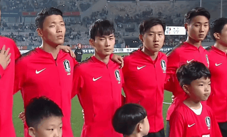 애국가 열창하는 이강인.gif | 인스티즈