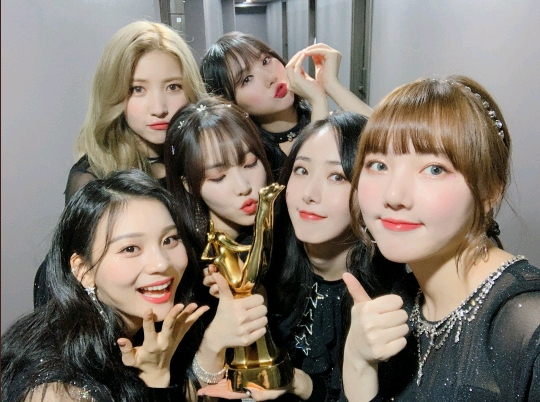 여자친구 트위터 여자친구.jpg | 인스티즈
