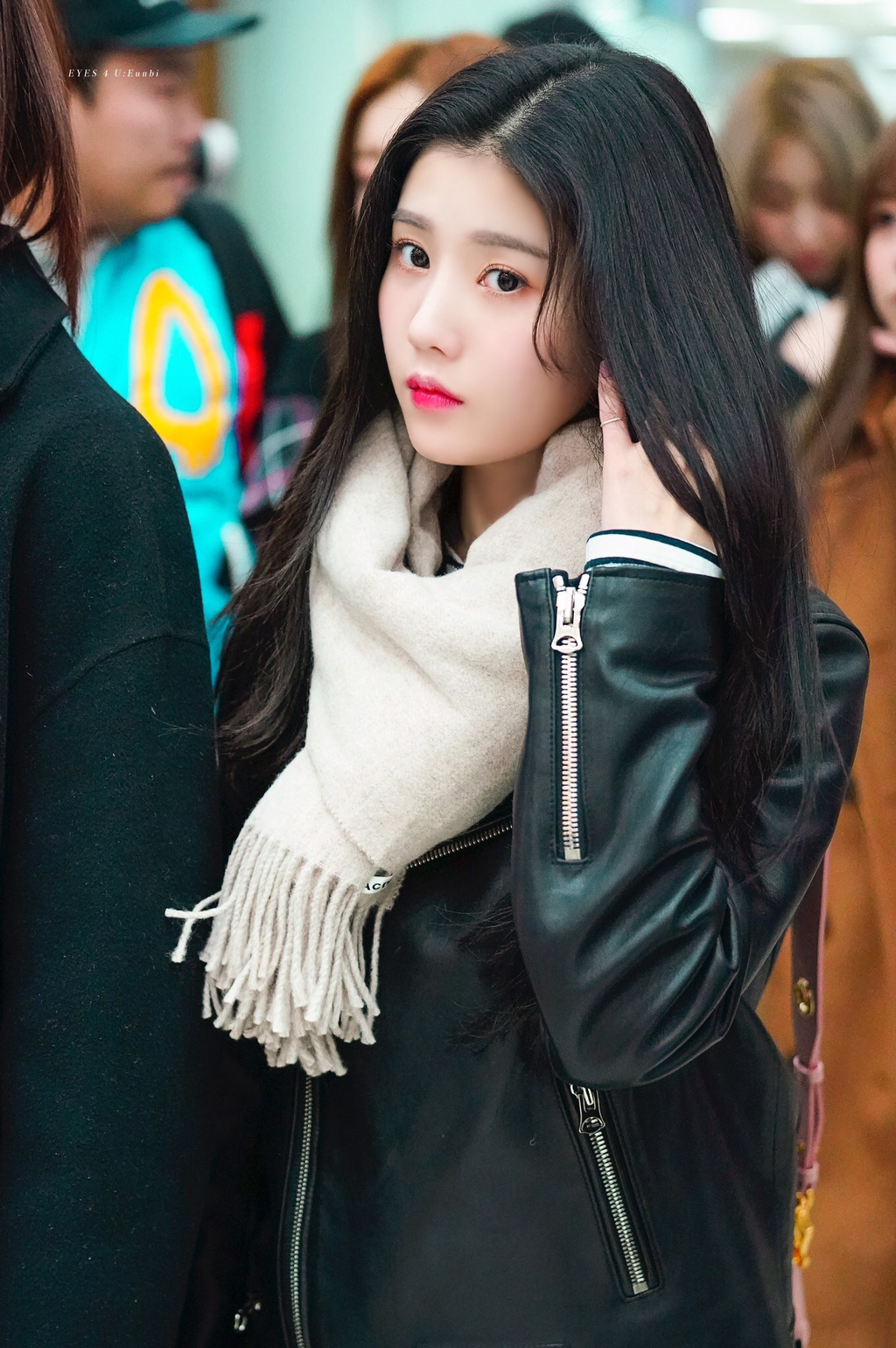 [아이즈원] 12월의 첫 업로드라서 권은비 | 인스티즈