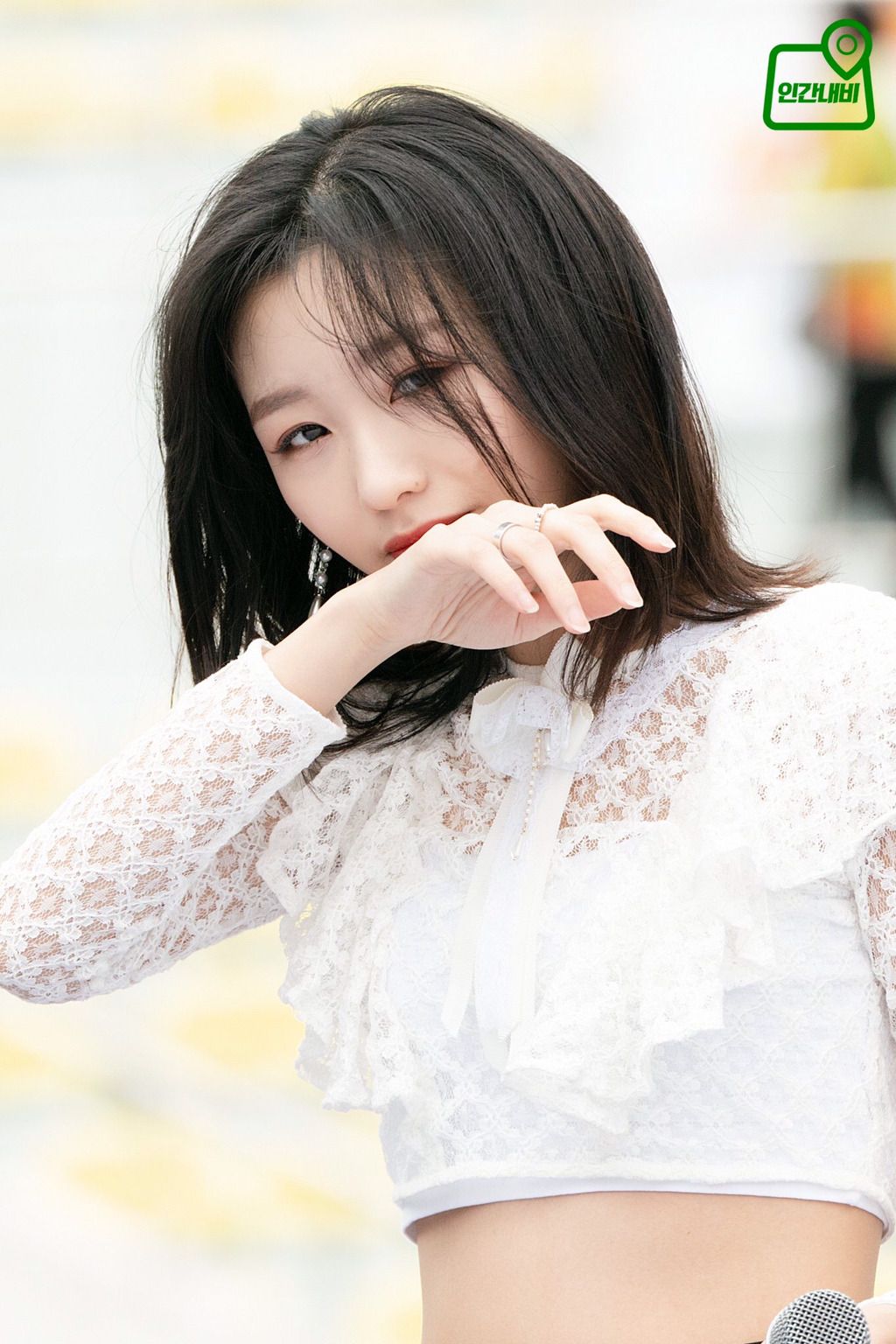 [러블리즈] 독일사는 친구에게 선물을 받아서 수정이 | 인스티즈