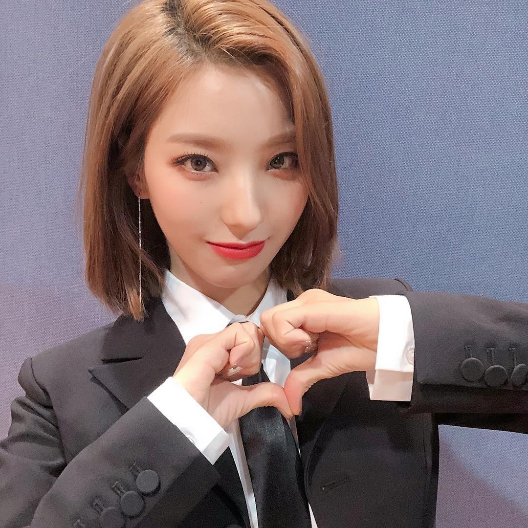 프로미스나인 이새롬 | 인스티즈