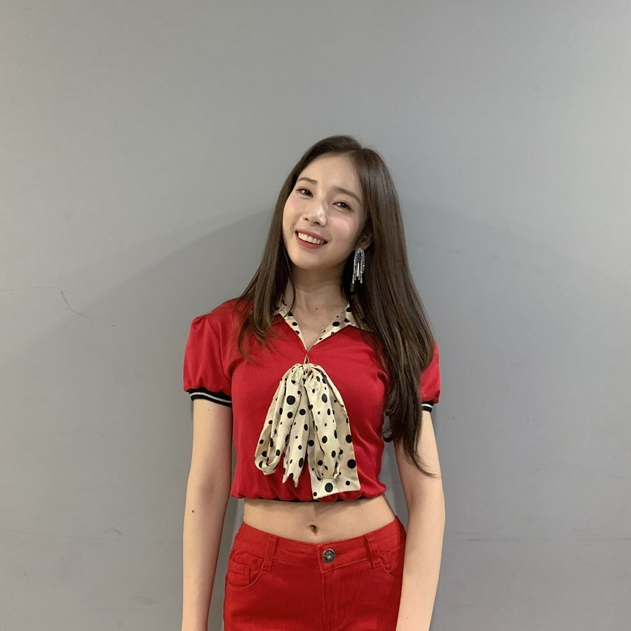오늘자 에이프릴 윤채경 인스타 | 인스티즈