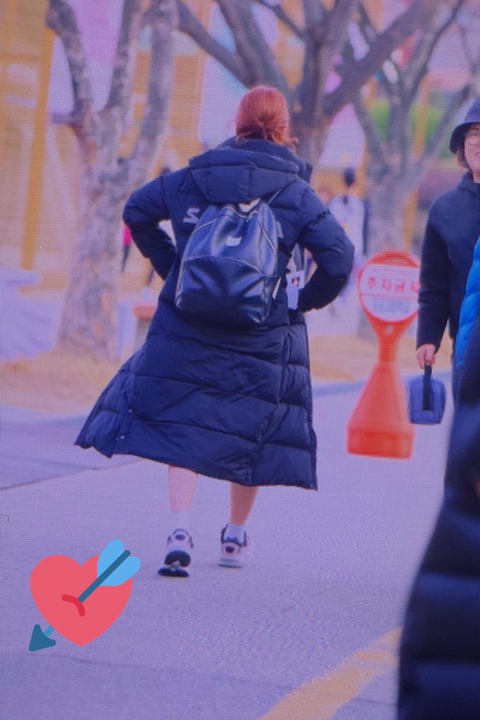 아이즈원) 수능보러 들어가는 당당한 뒷모습 | 인스티즈