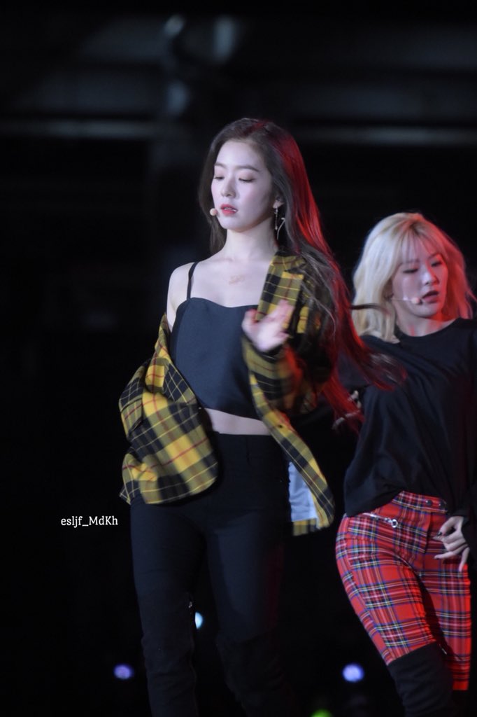 윙크하는 아이린.jpg | 인스티즈
