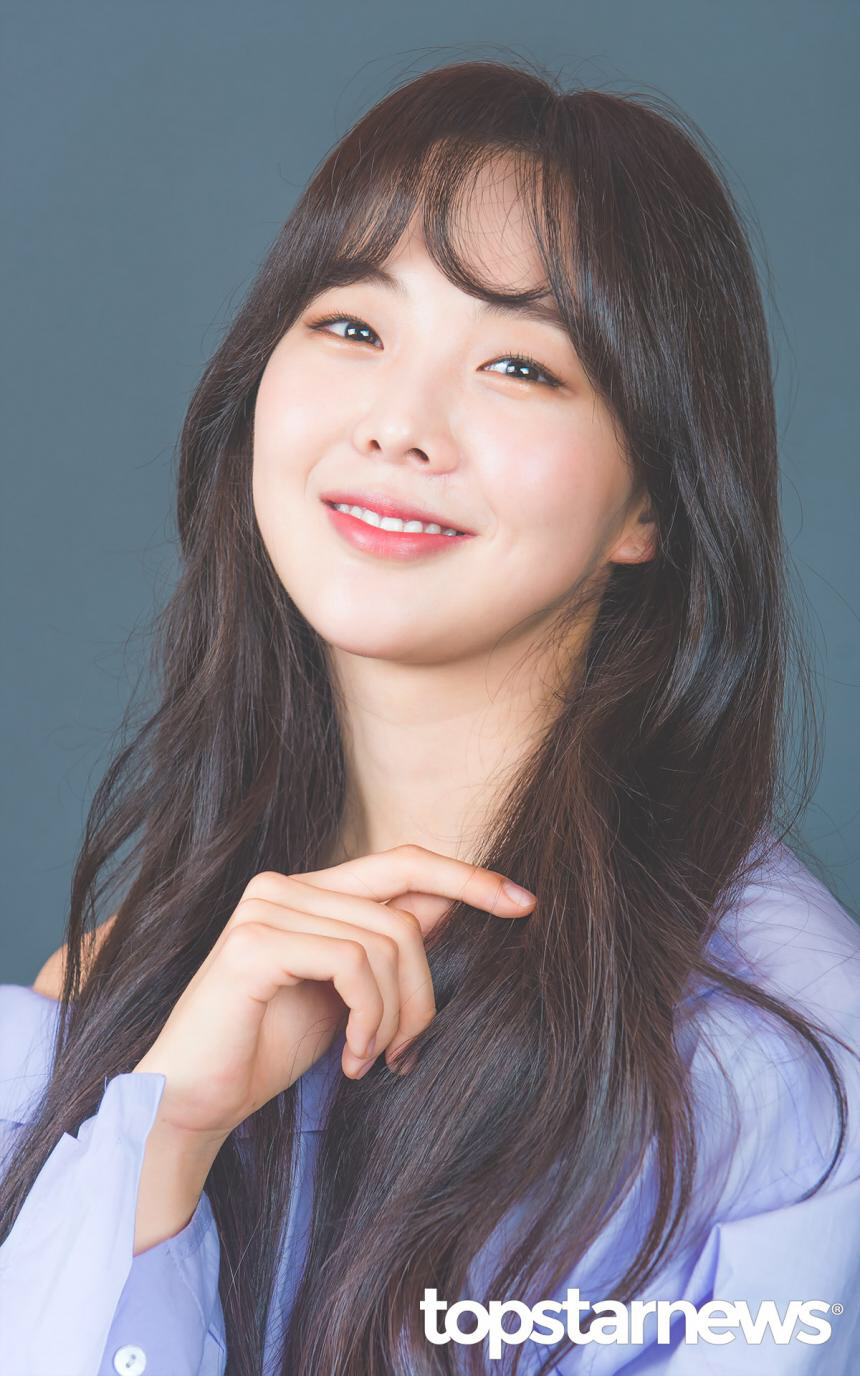 은근히 이쁜 배우 금새록 | 인스티즈