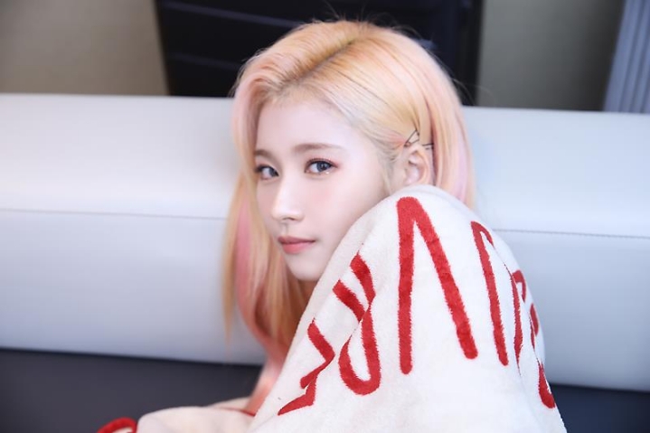 정연이가 직접 찍은 트와이스 멤버들 대기실 사진들 | 인스티즈