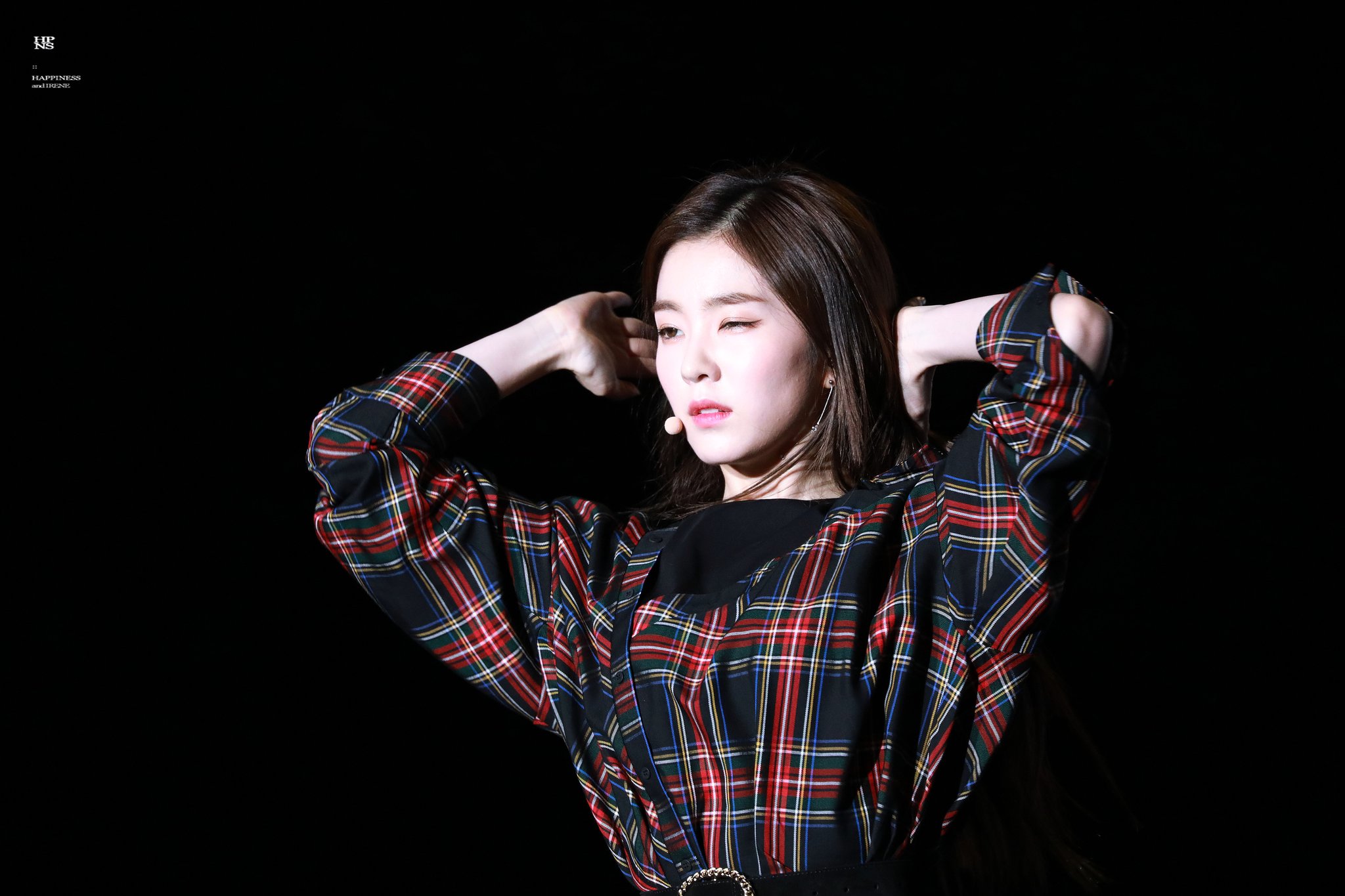 윙크하는 아이린.jpg | 인스티즈
