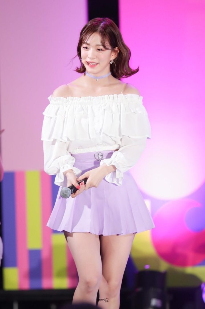 이목구비가 참 시원시원한 이채영.jpgif | 인스티즈