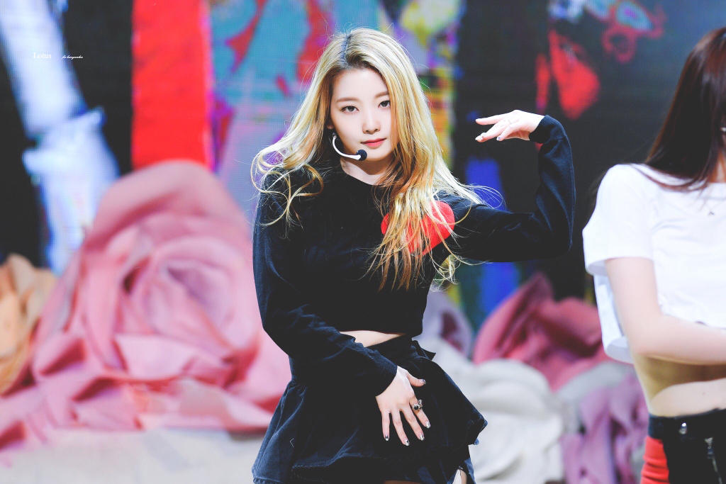 [로켓펀치] 김연희 | 인스티즈