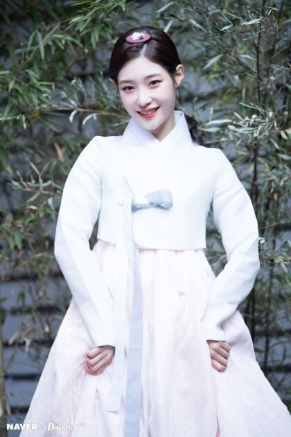 2020년 새해 기념 한복입은 정채연 .jpgif | 인스티즈