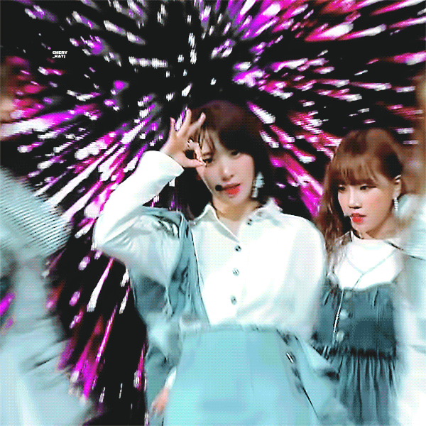 [아이즈원] 오늘 데뷔무대 미야와키 사쿠라 | 인스티즈
