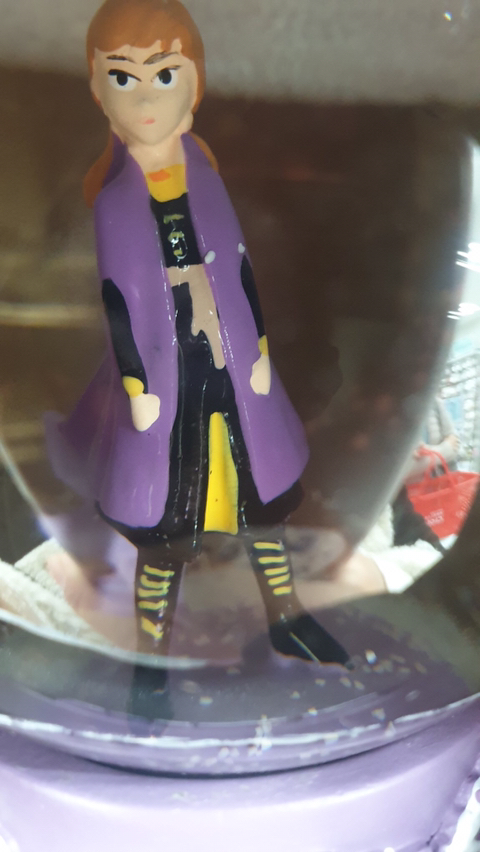 다이소에서 팔고 있는 겨울왕국2 스노우볼.jpg | 인스티즈