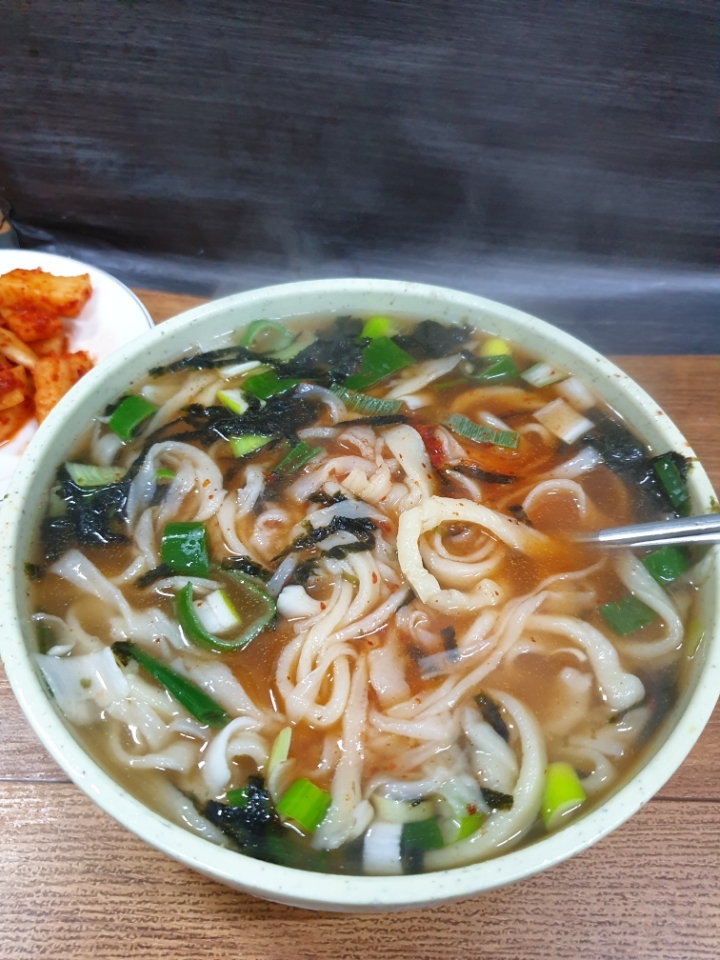 부산 금정구 서동 미로시장 명물 투탑(만원의 행복) | 인스티즈