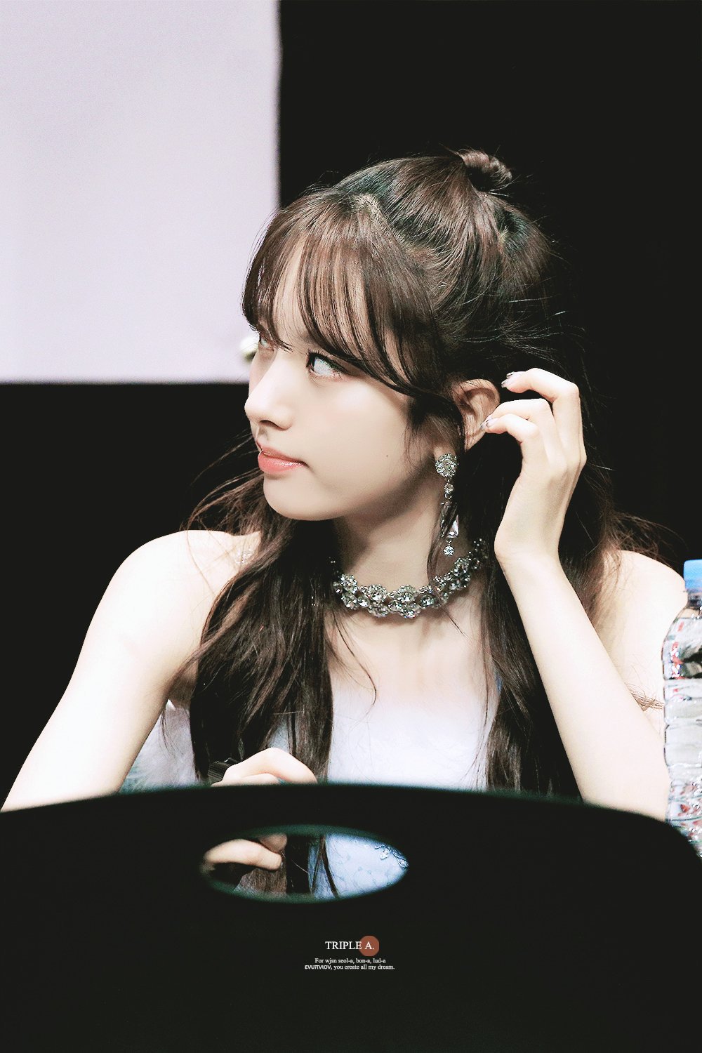 반묶음머리가 찰떡같이 어울리는 우주소녀 보나.jpg | 인스티즈