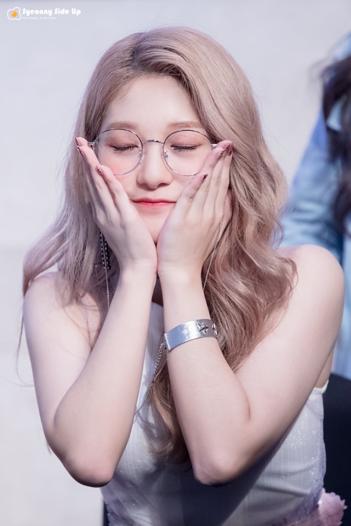 올 시즌 상승세가 보이는 프로미스나인(fromis_9) 이서연.jpgif | 인스티즈