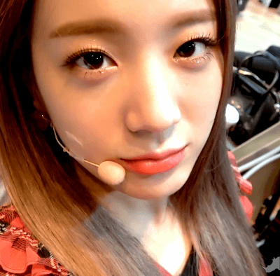 떠오르는 애교장인이 되구싶은 프로미스나인 규리 | 인스티즈