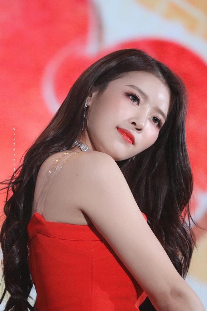 [러블리즈] 당 떨어지는 기분이라서 미주 | 인스티즈