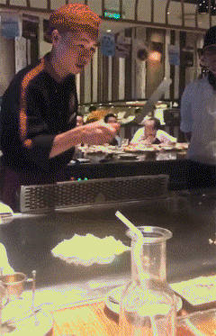 시급 25,000원 알바생.gif | 인스티즈