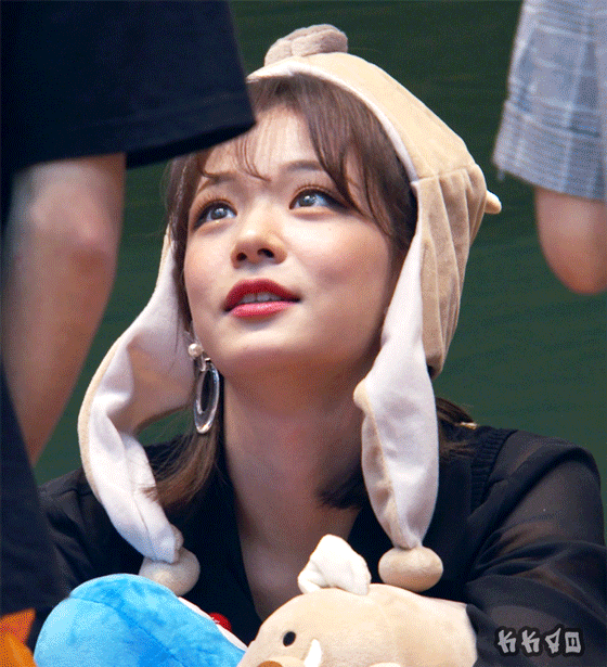밤이 깊었으니 프로미스나인 이채영 | 인스티즈