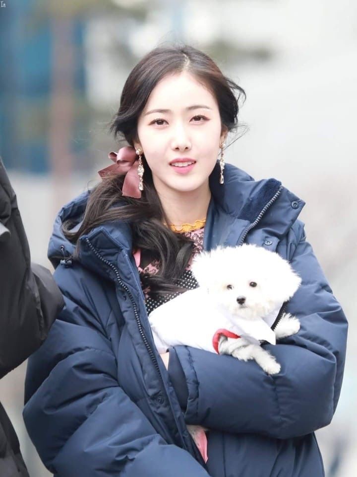 야심한 시간에 보니까 은근히 미인인 듯한 여자친구 신비.jpgif | 인스티즈