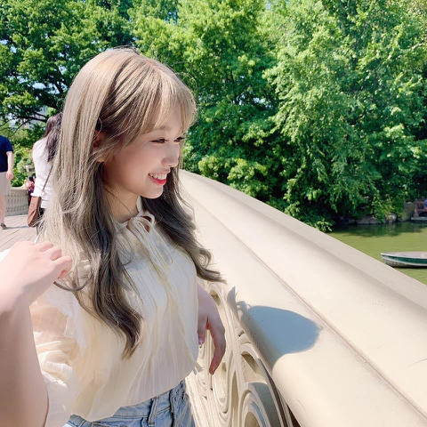 한달전 NY에서 행복한 시간 보냈던 아이즈원 | 인스티즈