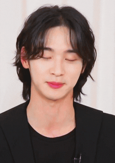 요즘 잘나가는 92년생 남자배우 셋.gif | 인스티즈