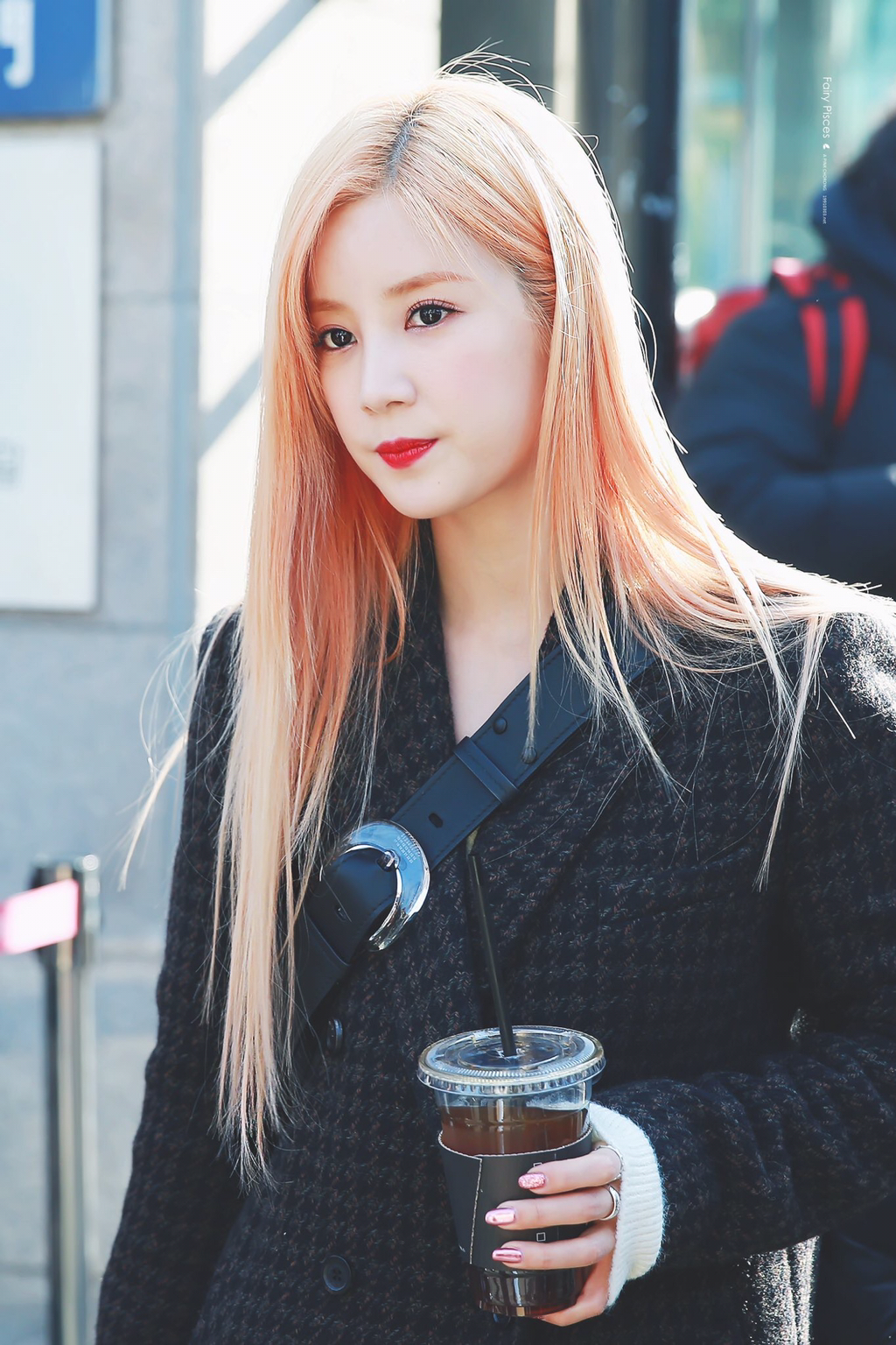 [에이핑크] 여유로운 생일을 보내고 있어서 박초롱 | 인스티즈